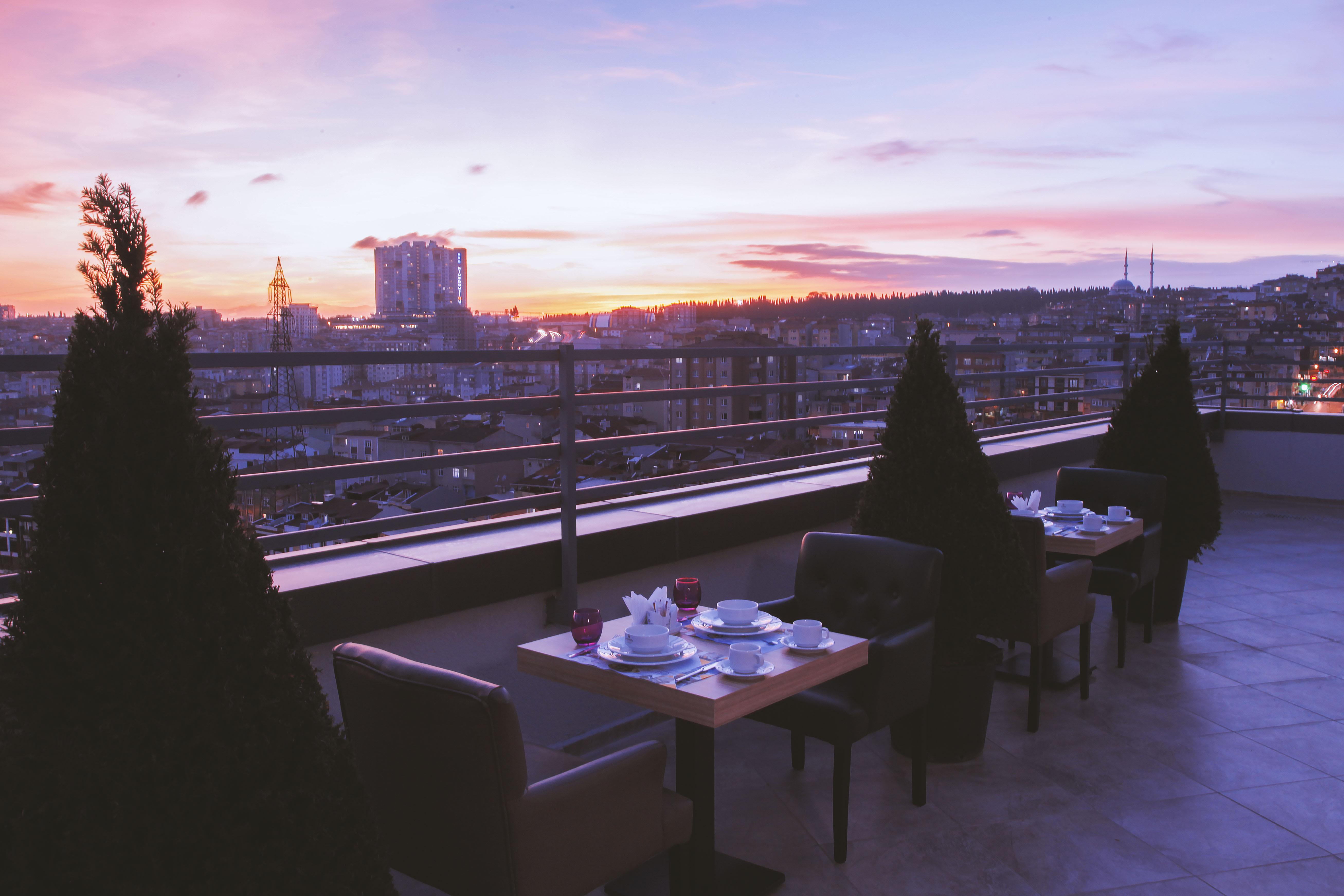 ซีเรนิตี้ สวีท อิสตันบูล แอร์พอร์ต Hotel ภายนอก รูปภาพ